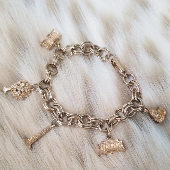 Vintage Jewelry - 🎃Vintage Washington DC Charm Bracelet